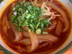 -拈签一笑黄牛肉辣卤串串