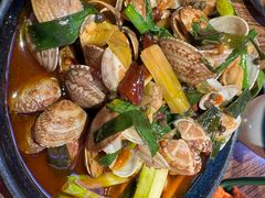 -蚝堡海鲜·威海菜·海肠捞饭·烧烤·亚洲吃蚝公司(幸福门店)