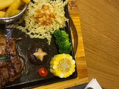 -麓椿花园西餐厅(海乐世界店)