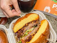 安格斯辣妹堡-Pull-Tab拉环咖啡(杭州市上城区来福士中心店)