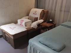 -颐信康足道spa采耳养生馆