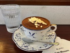-Café Monson