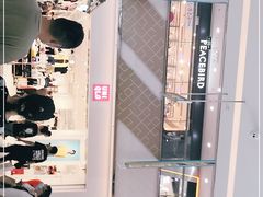 -优衣库(郑州二七万达广场店)