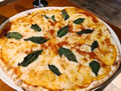 -JINNS锦时 steak&pizza(浸信会礼拜堂旧址店)
