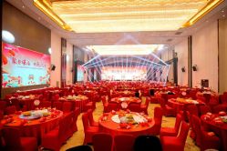 -成都世外桃源酒店-宴会厅·草坪婚礼·会议活动