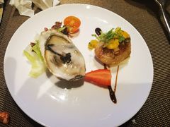 -大中华希尔顿酒店-念自助餐·嗨啤·小龙虾