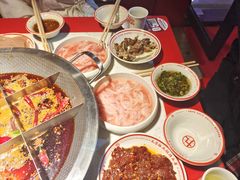 -厂花素芬九宫格火锅(红光店)
