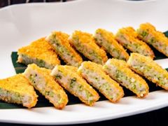 虾仁蔬菜饼-红杏酒家·地道川菜(一品天下店)