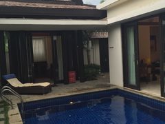 -三亚湾海居铂尔曼度假酒店