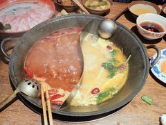 -萍姐火锅·公路夜市(武汉首店)