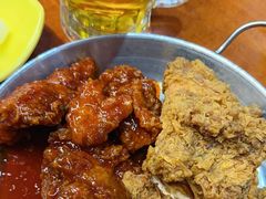 -BHC炸鸡(明洞总店)