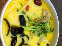 滋养花胶鸡米线-云海肴·汽锅鸡·云南菜(领展购物广场·中关村店)