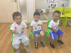 -i2青少儿英语(爱加星悦荟店)