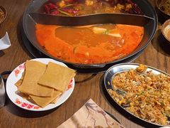 -萍姐火锅·公路夜市(武汉首店)