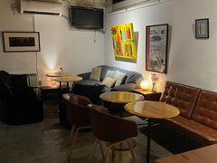 大堂-脚下咖啡·CHILL酒馆(灵光东巷店)