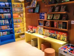 -新华书店(永安路店)