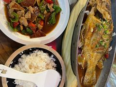 -缘来聚·徽菜名店(黄山宏村店)