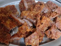 手工牛肉饼-美兰春记食店·龙舌坡红烧牛肉