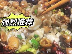 金椒脆鱼锅-大丰收脆鱼(浦西万达店)