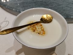 酸奶-梦都海鲜酒家(万达广场江桥店)