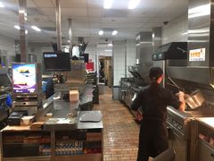 -麦当劳(杭州西湖银泰百货店)