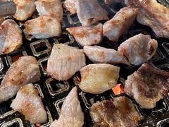 -唯成•韩国炭火烤肉 유성고기