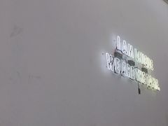 -UNI UNI(环亚凯瑟琳店)