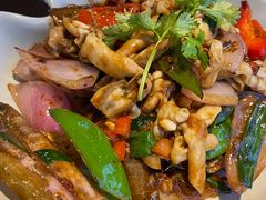 -大头虾越式风味餐厅(光明广场店)