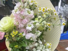 -亭亭鲜花店(中山北路店)