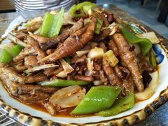 -六福烧烤酒馆(秦隆步行街店)