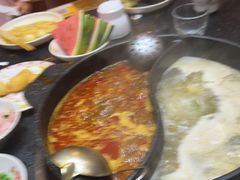 -沸炉重庆老火锅(军事博物馆店)