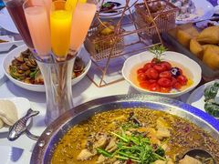 -巴特餐饮6加1音乐餐吧·新疆菜