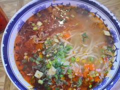 -陕味食族油泼面·小炒盖码面(双榆树店)