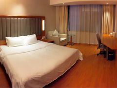 -全季酒店(广州越秀公园店)