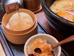 -银米·云南传统过桥米线(双廊黑金冠店)
