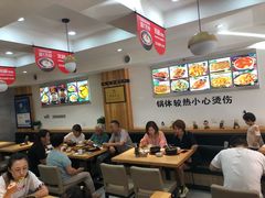 大堂-米村拌饭(靖宇店)