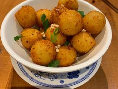 孜然小土豆-炉小二铜锅牛蛙•川湘菜(三里屯店)