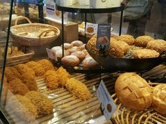 -巴黎贝甜(大宁国际商业广场店)