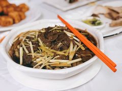 湿炒牛河-惠爱餐厅
