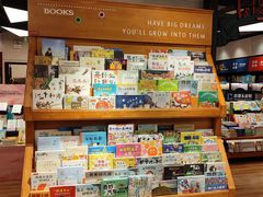 -西西弗书店&矢量咖啡(凯德晶萃广场店)