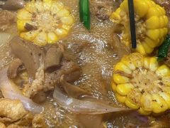 -沙胆彪炭炉牛杂煲(上海日月光广场店)