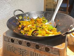 -聚鑫朋酸菜肥肠(九龙仓店)