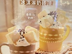 -DQ·蛋糕·冰淇淋(海伦国际店)