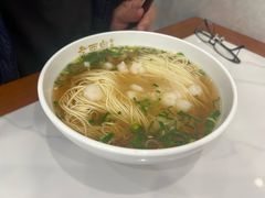 -老西白点心店