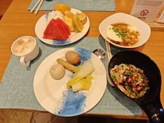 -亚龙湾希尔顿自助餐厅·海鲜·烧烤·沙滩BBQ·现场乐队