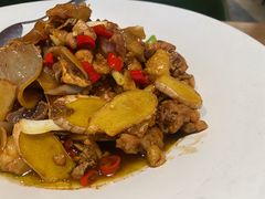 -俏湖兰·辣椒炒个肉(海沧店)