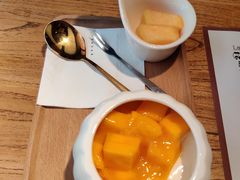 双皮奶-炖物24章·顺时轻养茶(杭州大厦店)