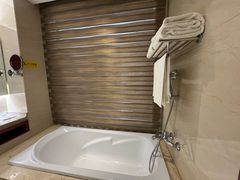 -兴芮温泉度假区