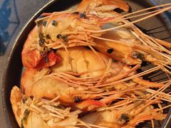 -铭牛烧肉·和牛海鲜自助(高新月牙湖店)