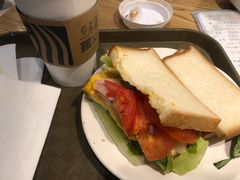 -星巴克(无锡东方商厦店)